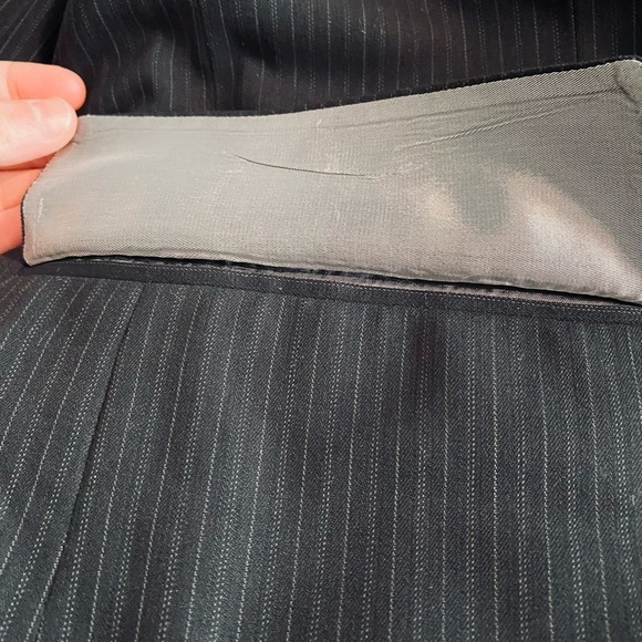 Oscar de la Renta Designer Wool Suit Jacket with Satin Lining - Picture 7 of 11